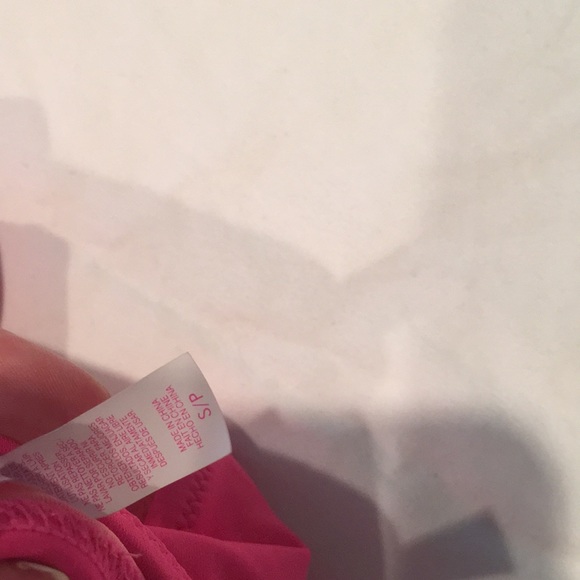 - Victoria’s Secret Bikini Top Small - Picture 6 of 6